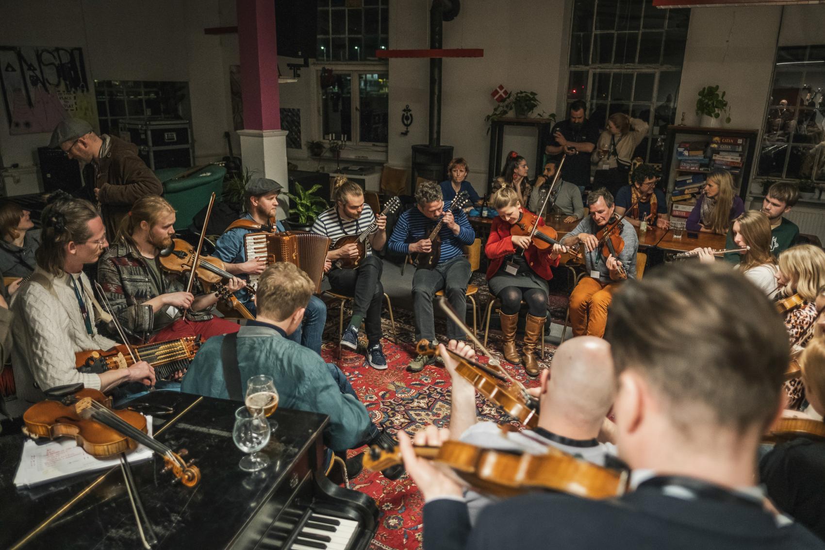 nordic-folk-jam-nights-insp-morten-fog-2_6ee136d9ed381585df0