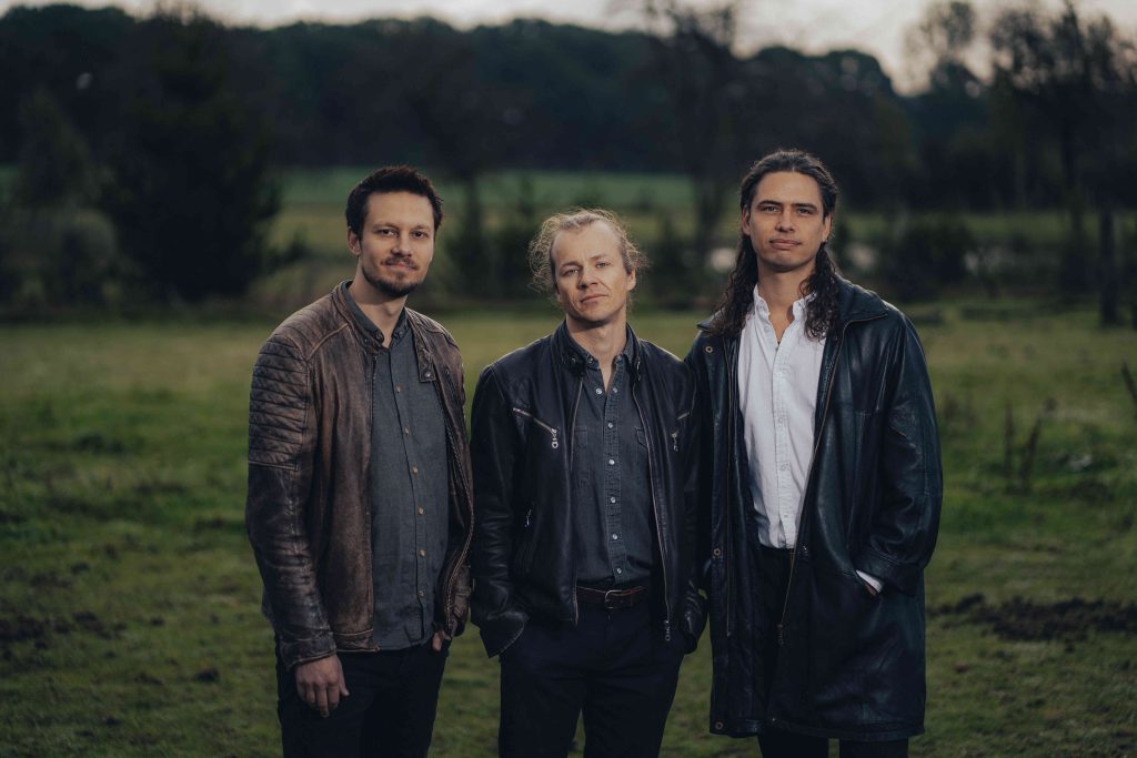 Andreas Tophøj, Rune Barslund & Aske Fuglsang – Houlkær Kirke - Folkalender