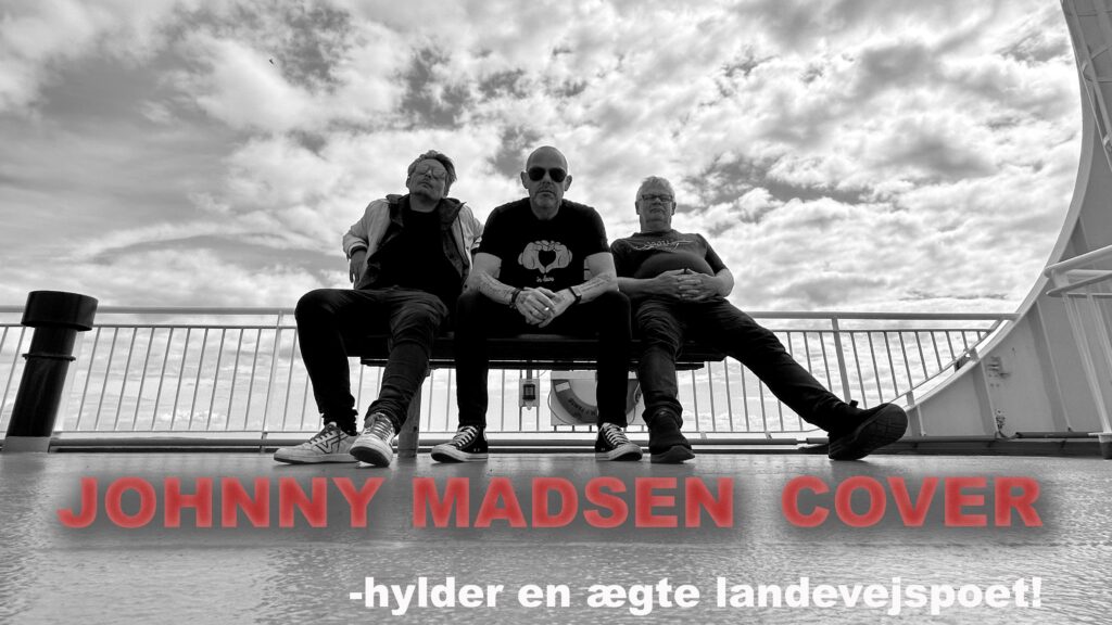 PRESSEBILLEDE Johnny M lille med tekst