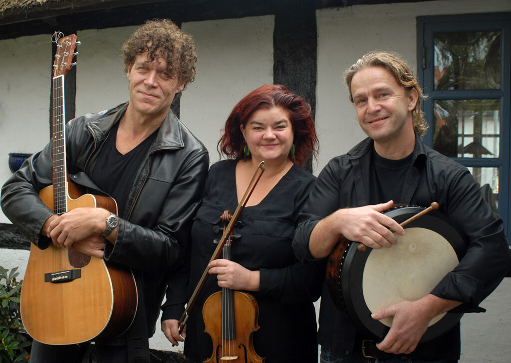Tradish press photo 2014